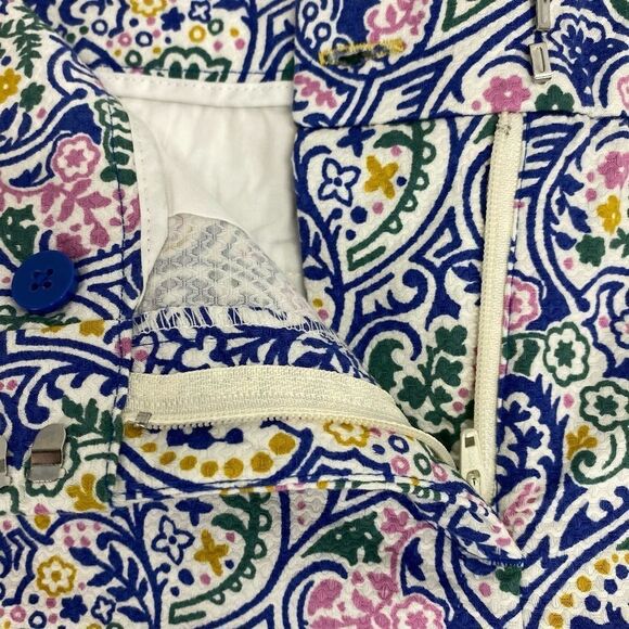 Boden Paisley Floral 4" Richmond Shorts size 6 - Picture 4 of 6